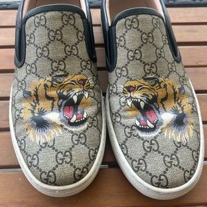 Used Gucci sneaker size 10 1/2 (US)